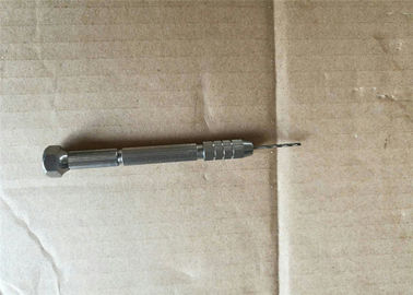 Limpando a broca para a arma de pulverizador do poliuretano P2, faça sob medida 1.6mm ou 1.8mm para o bocal da arma de pulverizador